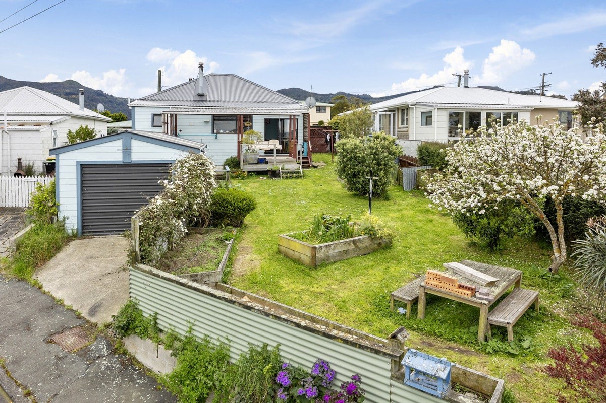61 Harrington Street, Port Chalmers, Dunedin - Carousel 1