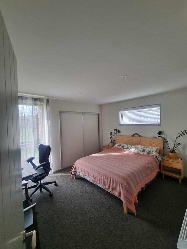 18 Mount Burke Street, Wanaka - Carousel 1