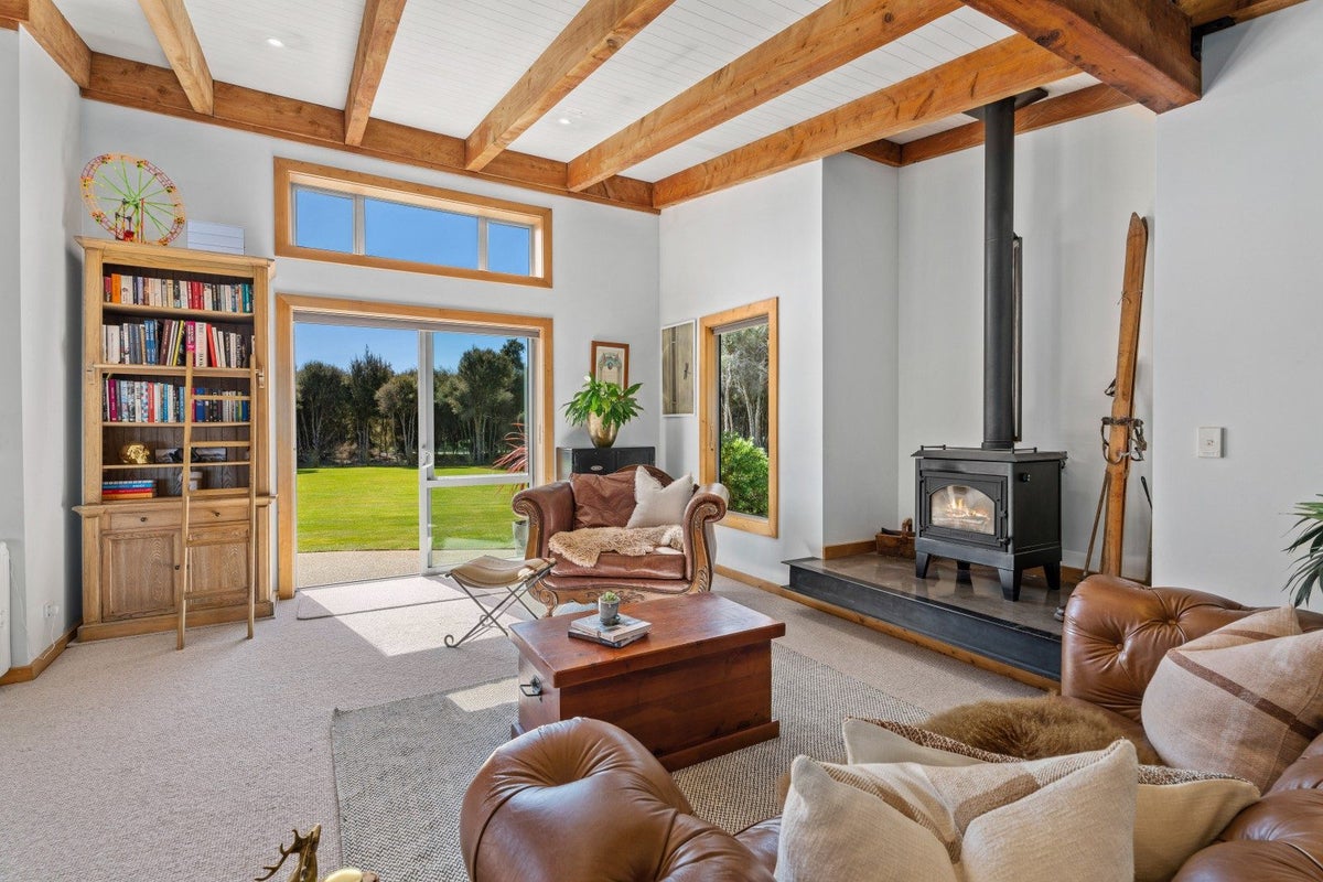 23 Ewing Place, Albert Town, Wanaka - Carousel 1
