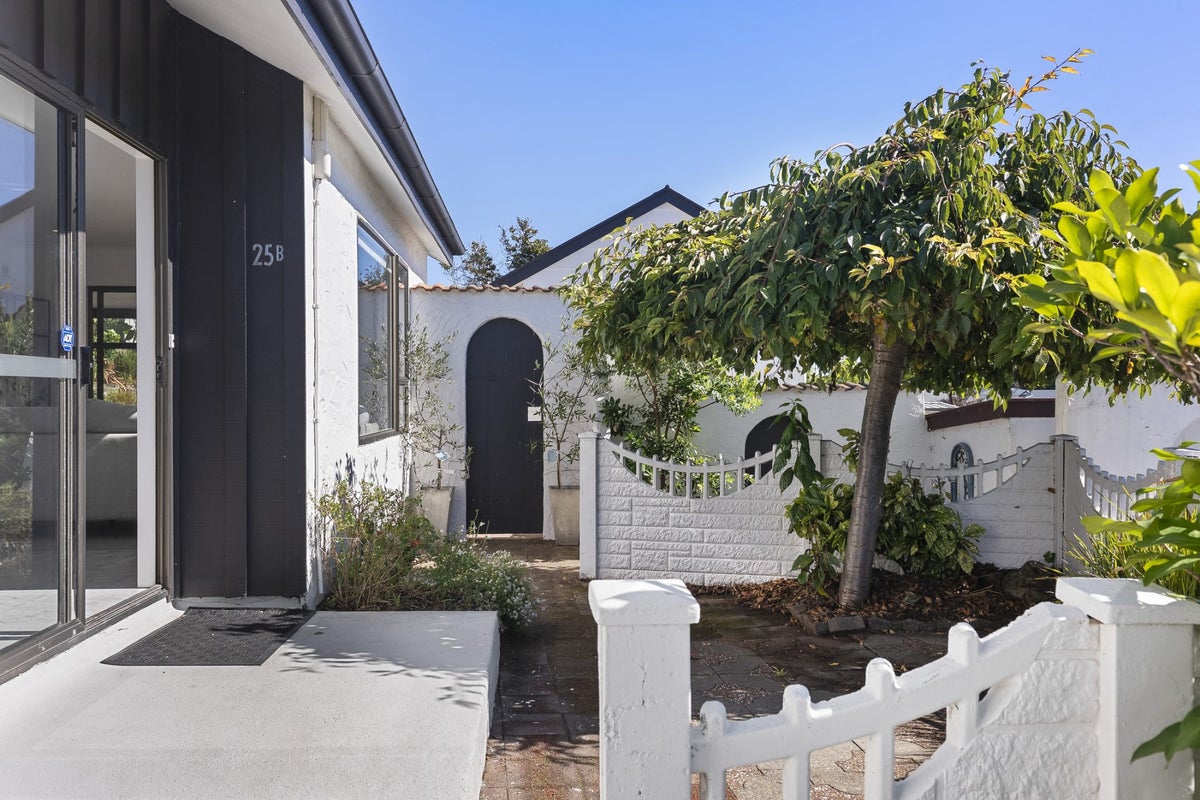 25B Hollis Road, Paraparaumu Beach, Paraparaumu - Carousel 2