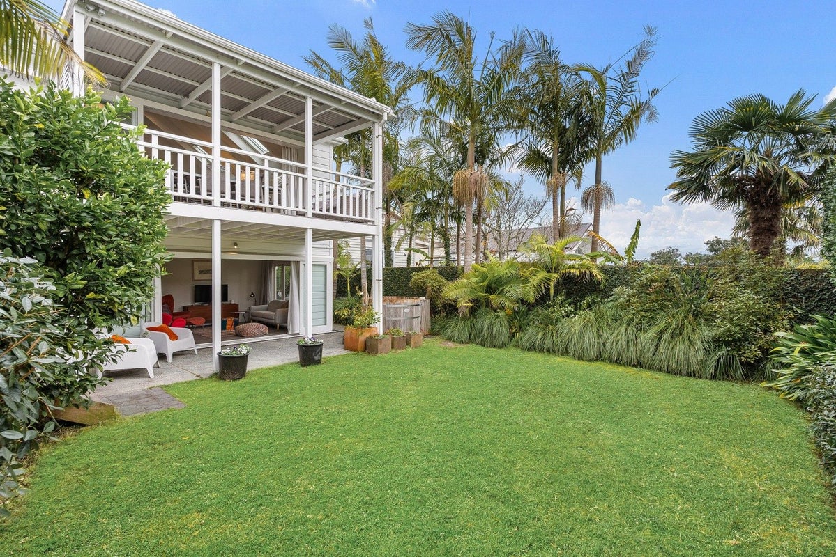 15 Grosvenor Street, Grey Lynn, Auckland - Carousel 2
