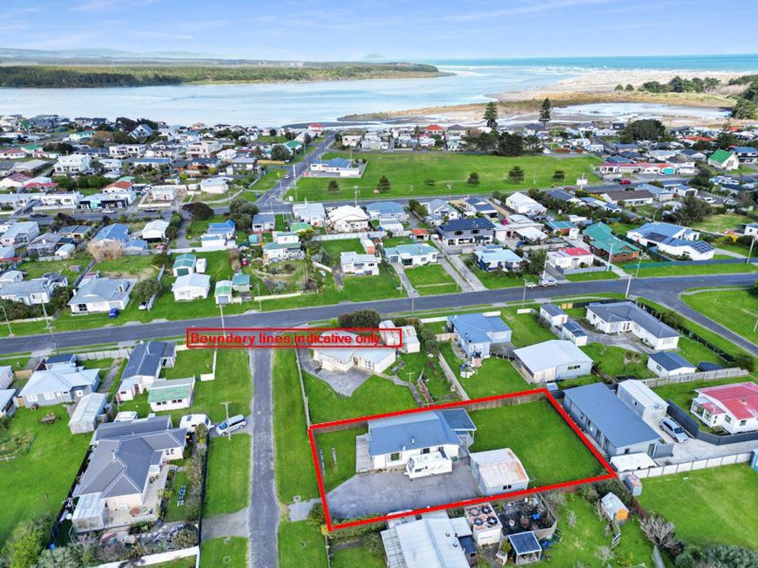 2 Huia Street, Foxton Beach, Foxton - Carousel 1
