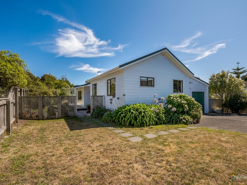 165 Maungaraki Road, Korokoro, Lower Hutt - Carousel 1