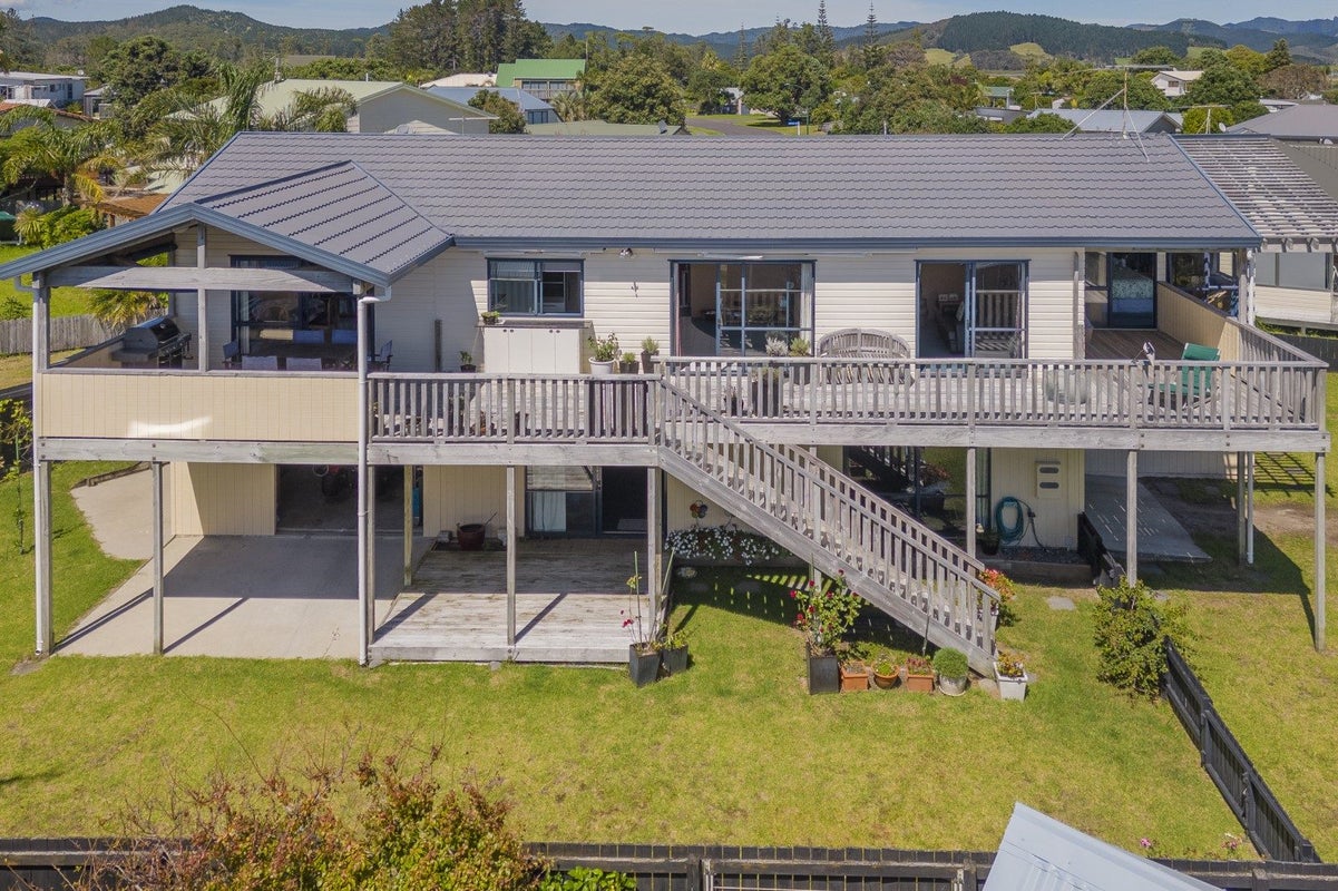 110 Corokia Place, Matarangi, Whitianga - Carousel 2