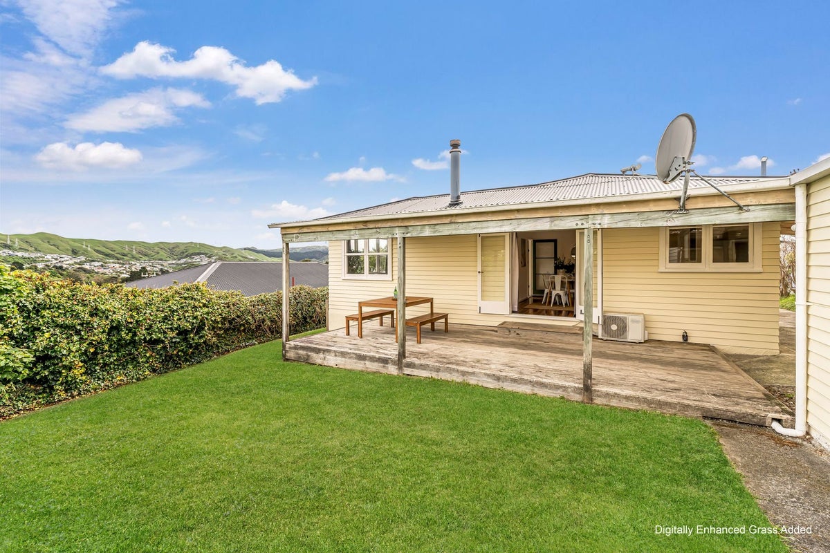 11 Beazley Avenue, Paparangi, Wellington - Carousel 1
