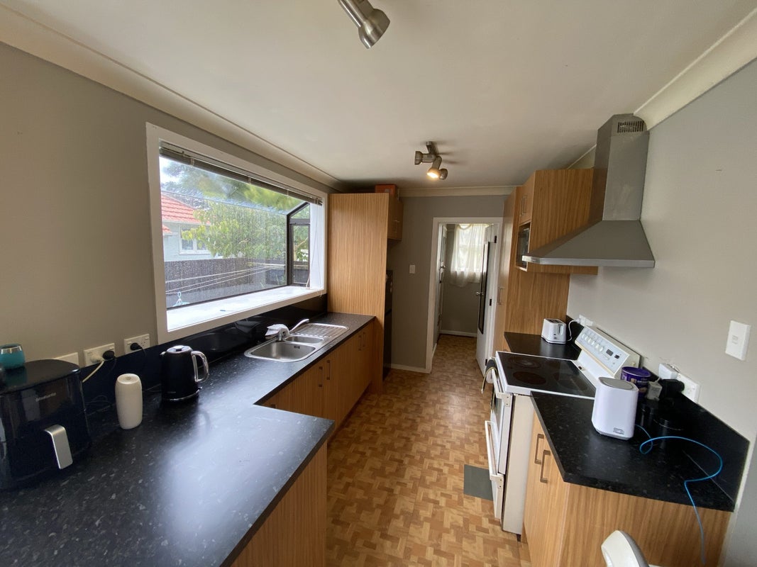 65 Alfred Street, Fairfield, Hamilton - Carousel 2