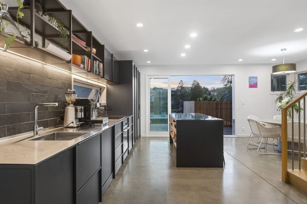 44 Westmere Crescent, Westmere, Auckland - Carousel 2