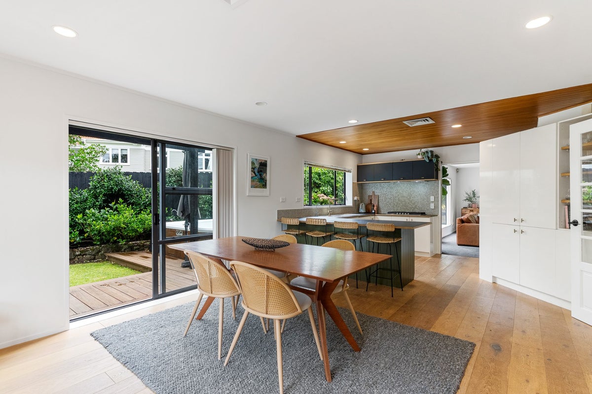 3A Wheturangi Road, Greenlane, Auckland - Carousel 2