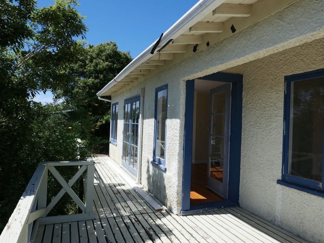 21 Tiromoana Road, Raumati South, Paraparaumu - Carousel 1