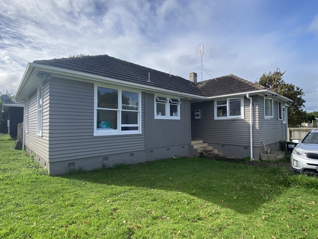 56 Torino Street, Point England, Auckland - Carousel 1