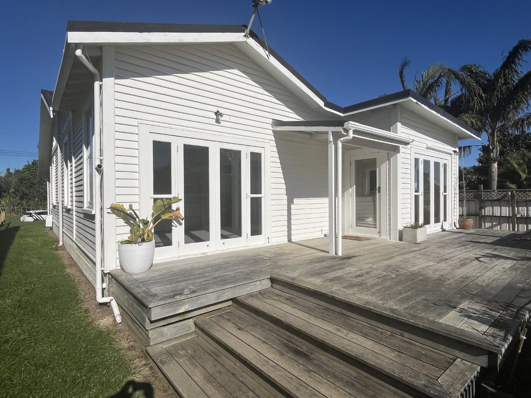 109 Clemow Road, Fitzroy, New Plymouth - Carousel 11