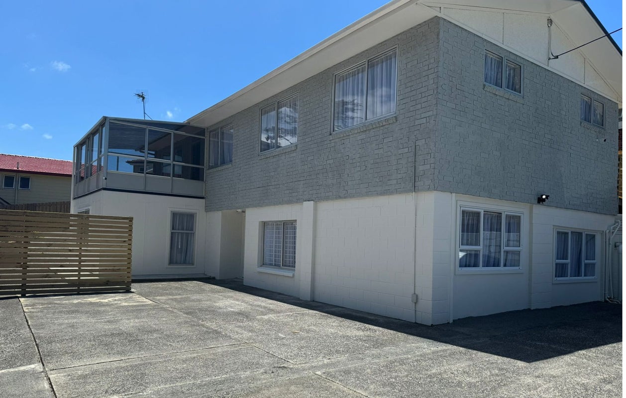 104 Parrs Cross Road, Sunnyvale, Auckland - Carousel 2