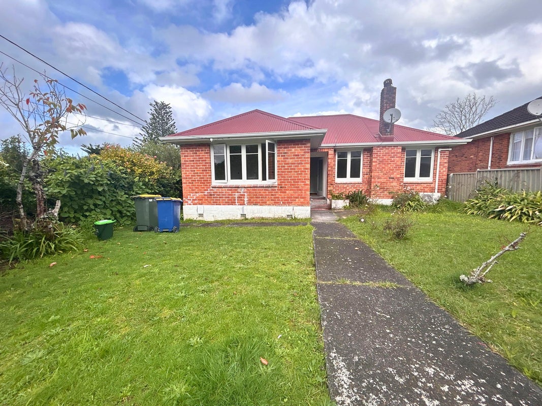 52 Hutchinson Avenue, New Lynn, Auckland - Carousel 8