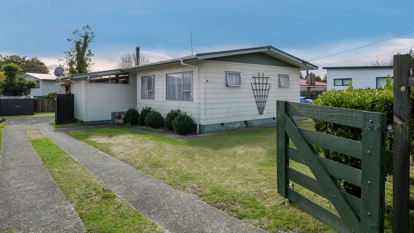 48 Sala Street, Whakarewarewa, Rotorua - Carousel 1