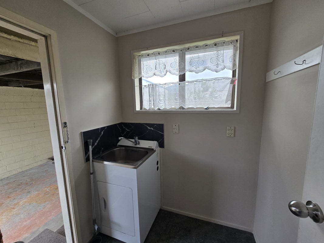 137B Lake Road, Koutu, Rotorua - Carousel 12
