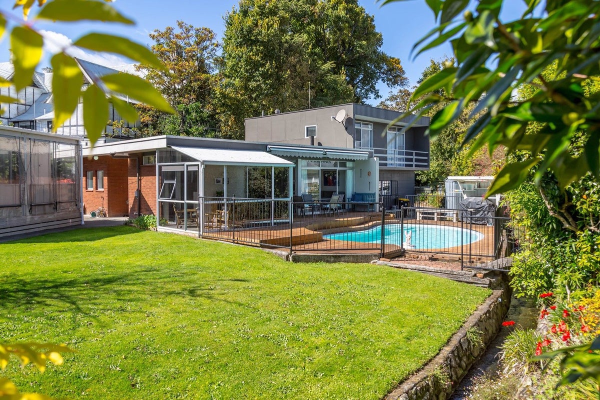 13 Keir Crescent, Lansdowne, Masterton - Carousel 2