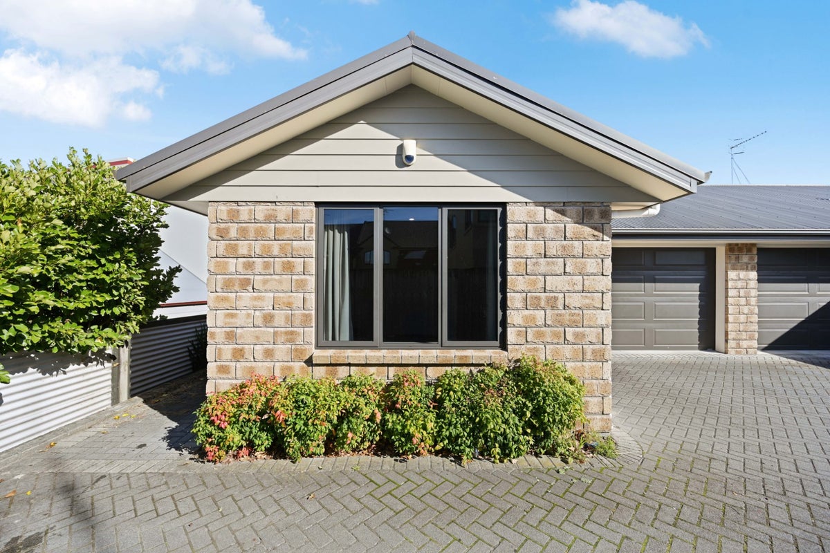 31E Willoughby Street, Whitiora, Hamilton - Carousel 2