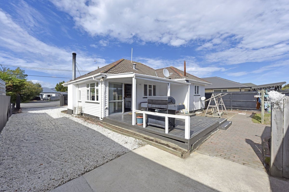 105 Pages Road, Wainoni, Christchurch - Carousel 2