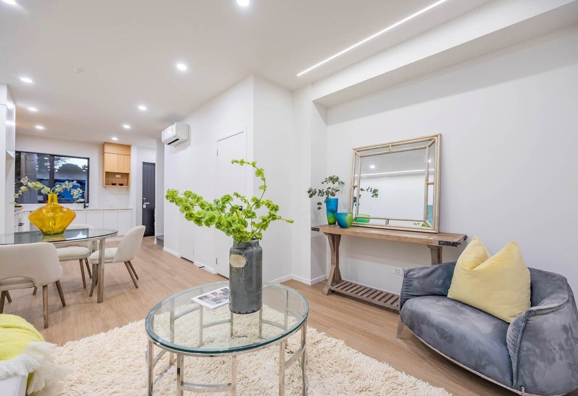 11/7 Broadview Place, Howick, Auckland - Carousel 1