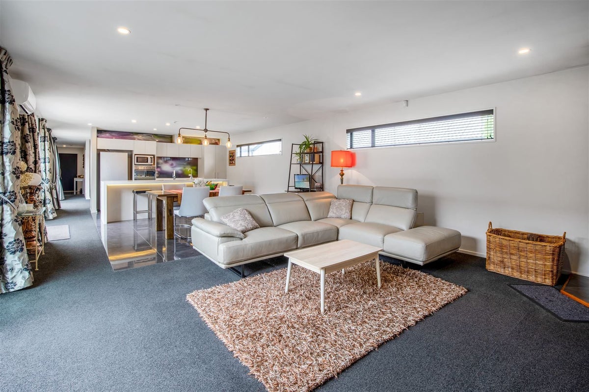 31 Gallaghan Close, Wigram, Christchurch - Carousel 23