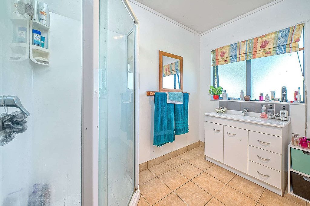 10A Goldnib Place, Randwick Park, Auckland - Carousel 4