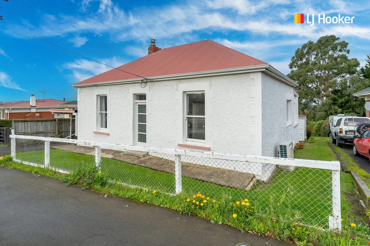147 Main Road, Fairfield, Dunedin - Carousel 1