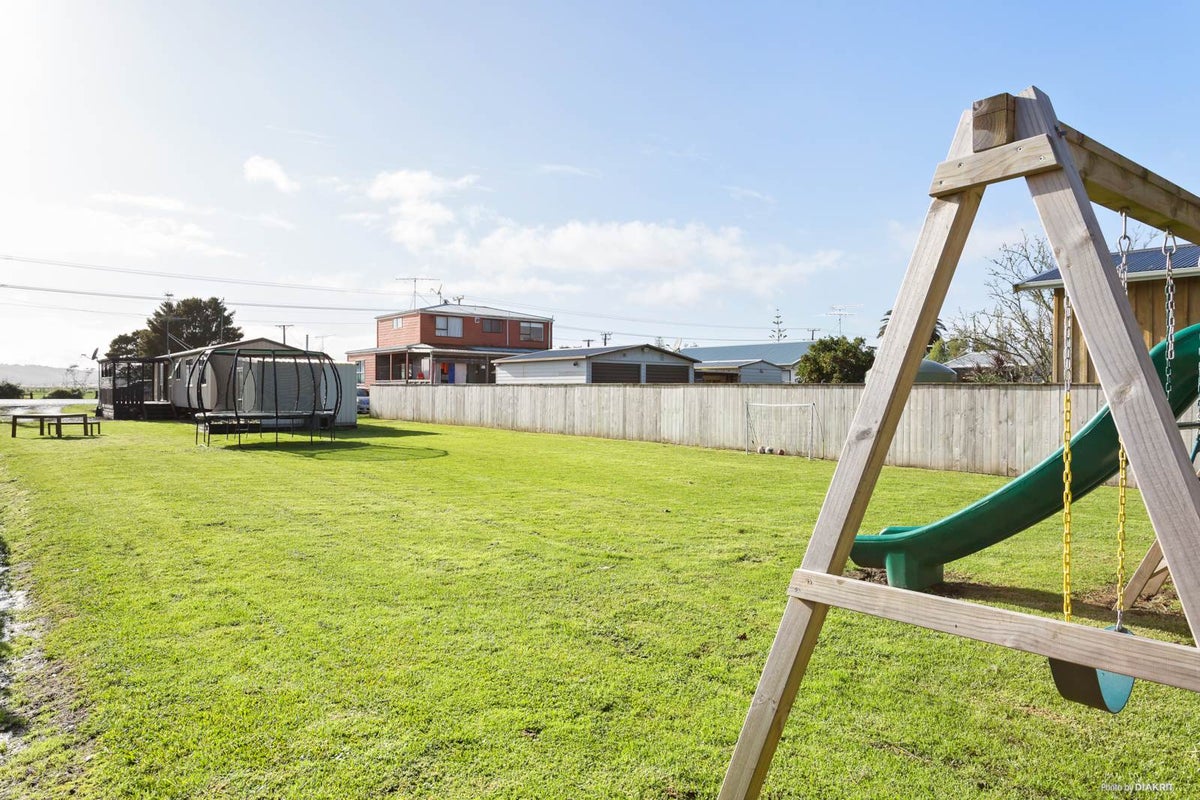 225 Parkhurst Road, Parakai, Helensville - Carousel 1