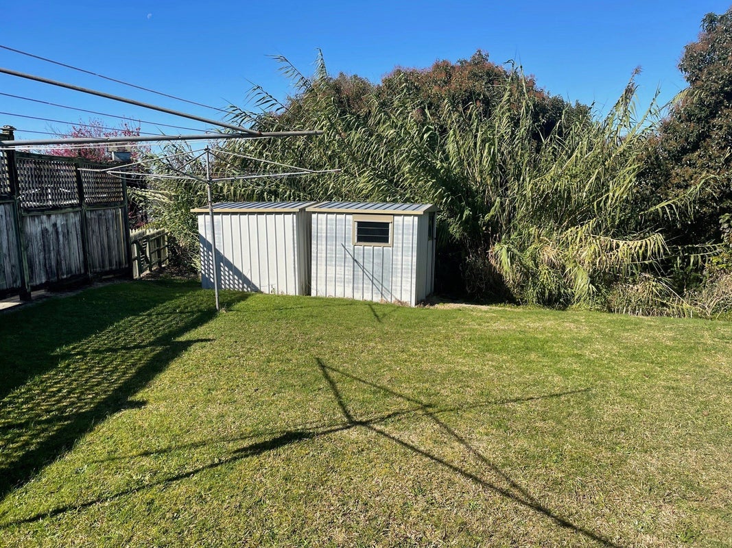 2B Slade Street, Greerton, Tauranga - Carousel 12