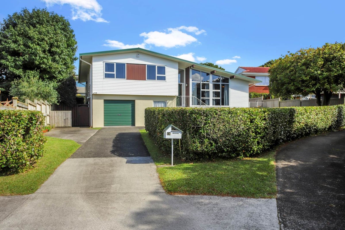 14 Pennycook Place, Sunnyhills, Auckland - Carousel 1