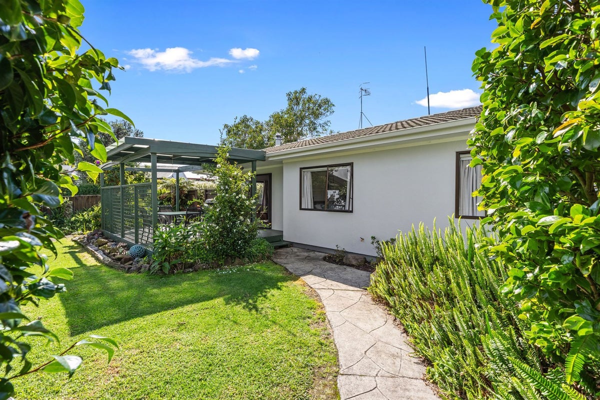 12 Lochinvar Place, Hairini, Tauranga - Carousel 11