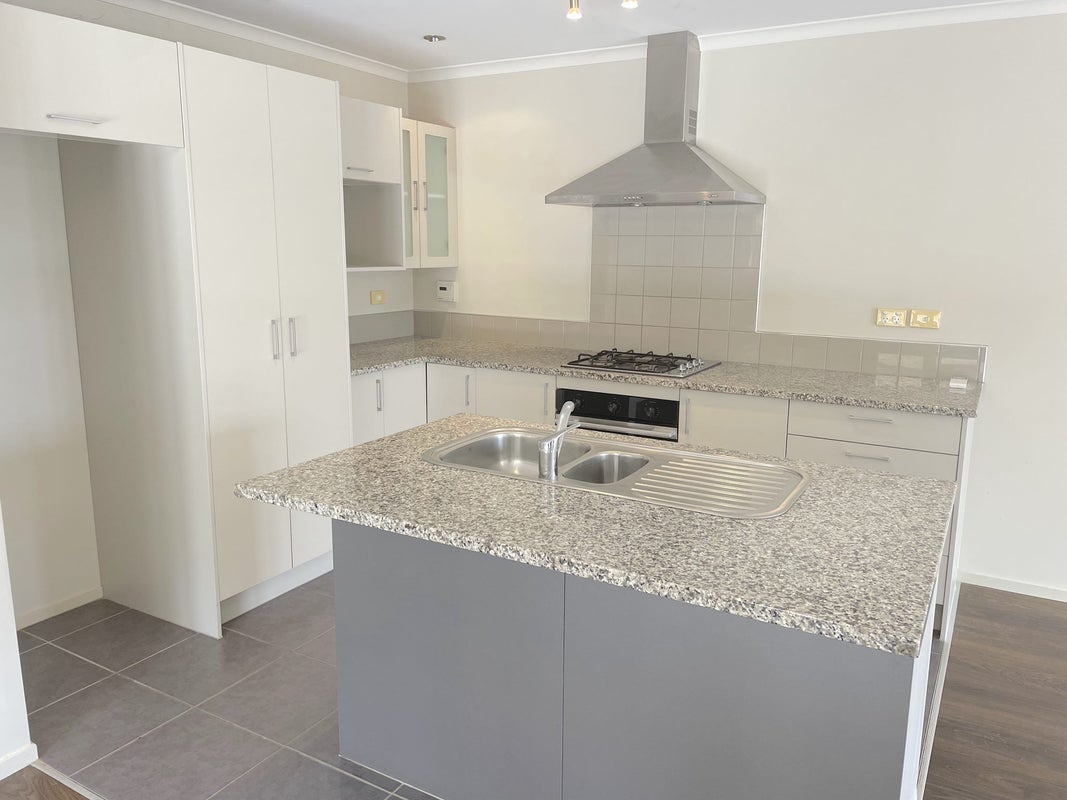 9 Greenbough Lane, Greenhithe, Auckland - Carousel 2