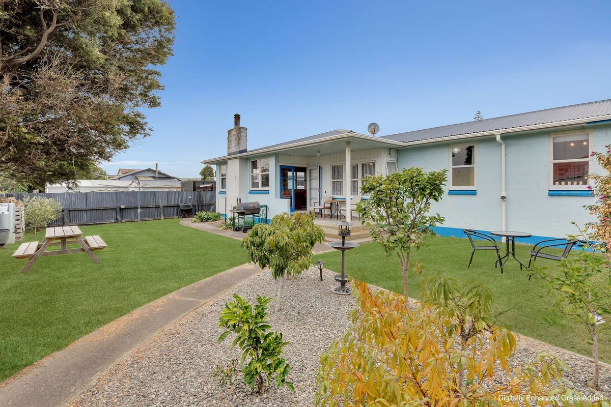 169 Seabury Avenue, Foxton Beach, Foxton - Carousel 1
