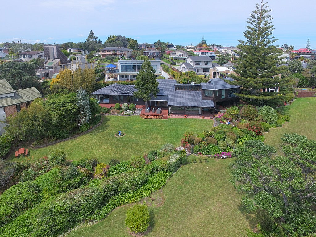 86 Pacific Parade, Army Bay, Whangaparaoa - Carousel 2