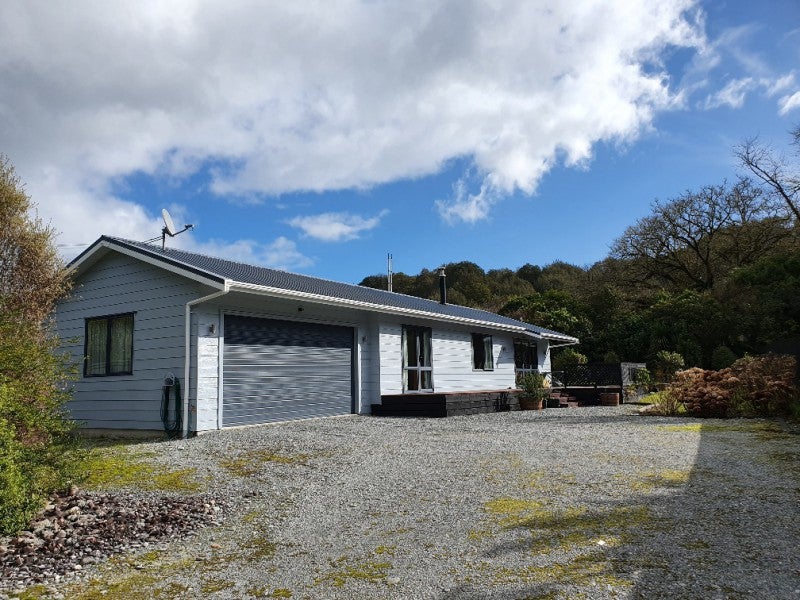 34 Oxford Street, Taylorville, Greymouth - Carousel 15