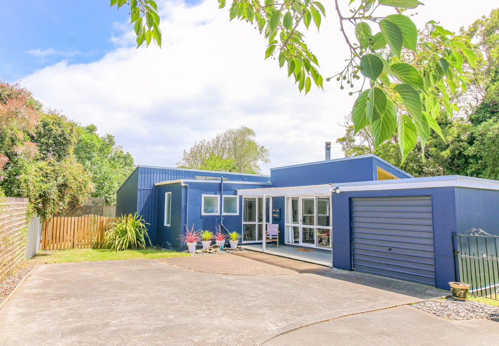4A Emerson Street, Aramoho, Whanganui - Carousel 1