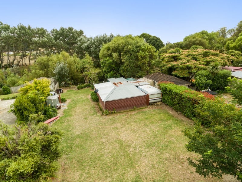 13 Gillies Crescent, Waimarama, Havelock North - Carousel 1