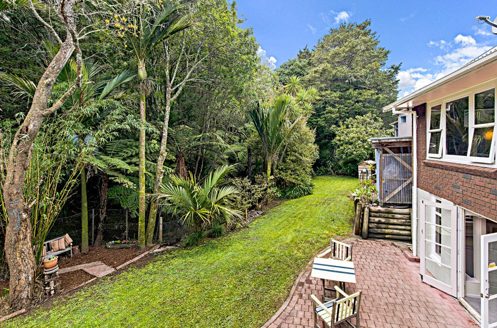 88 Eskdale Road, Birkdale, Auckland - Carousel 21