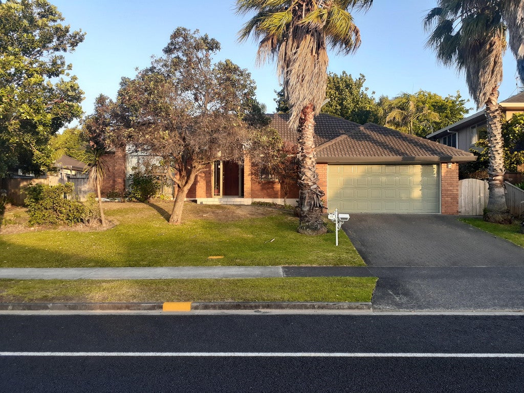 46 Santa Ana Drive, Dannemora, Auckland - Carousel 1