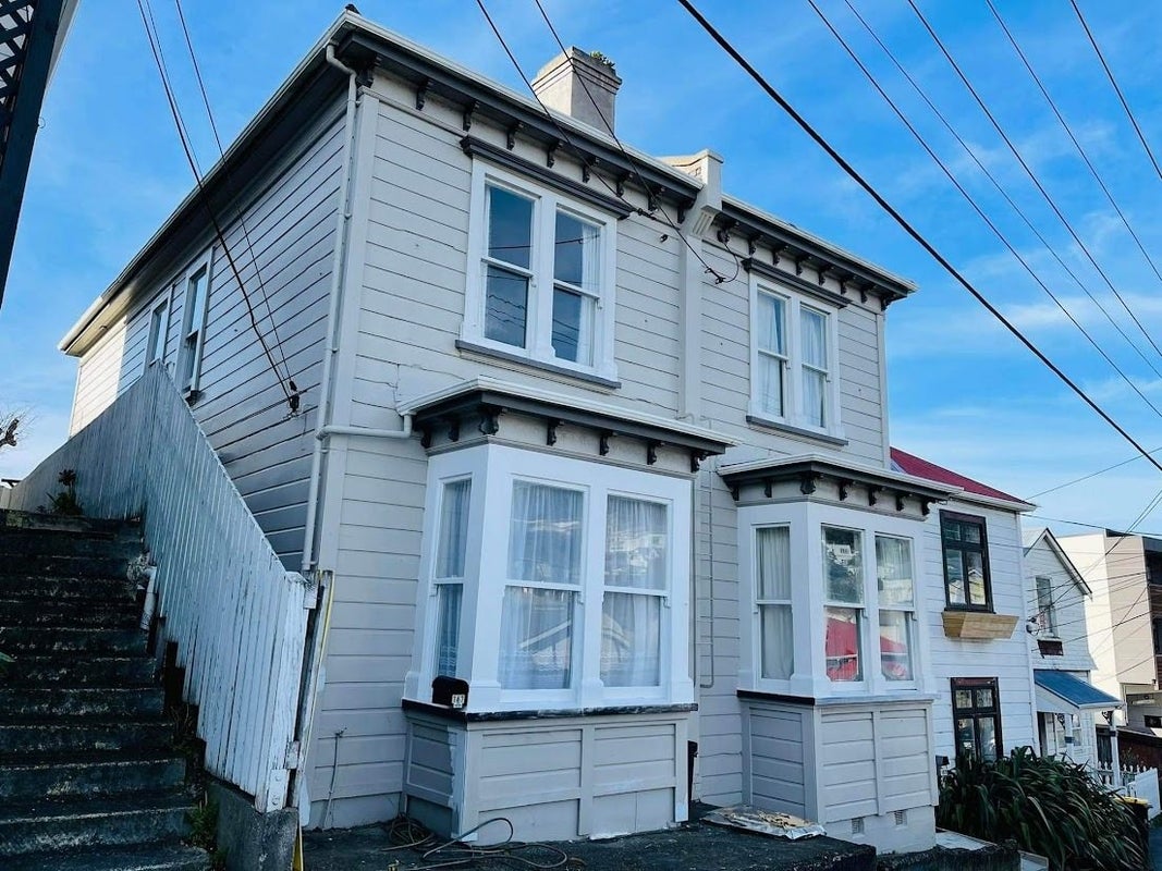 167 Tasman Street, Mount Cook, Wellington - Carousel 1