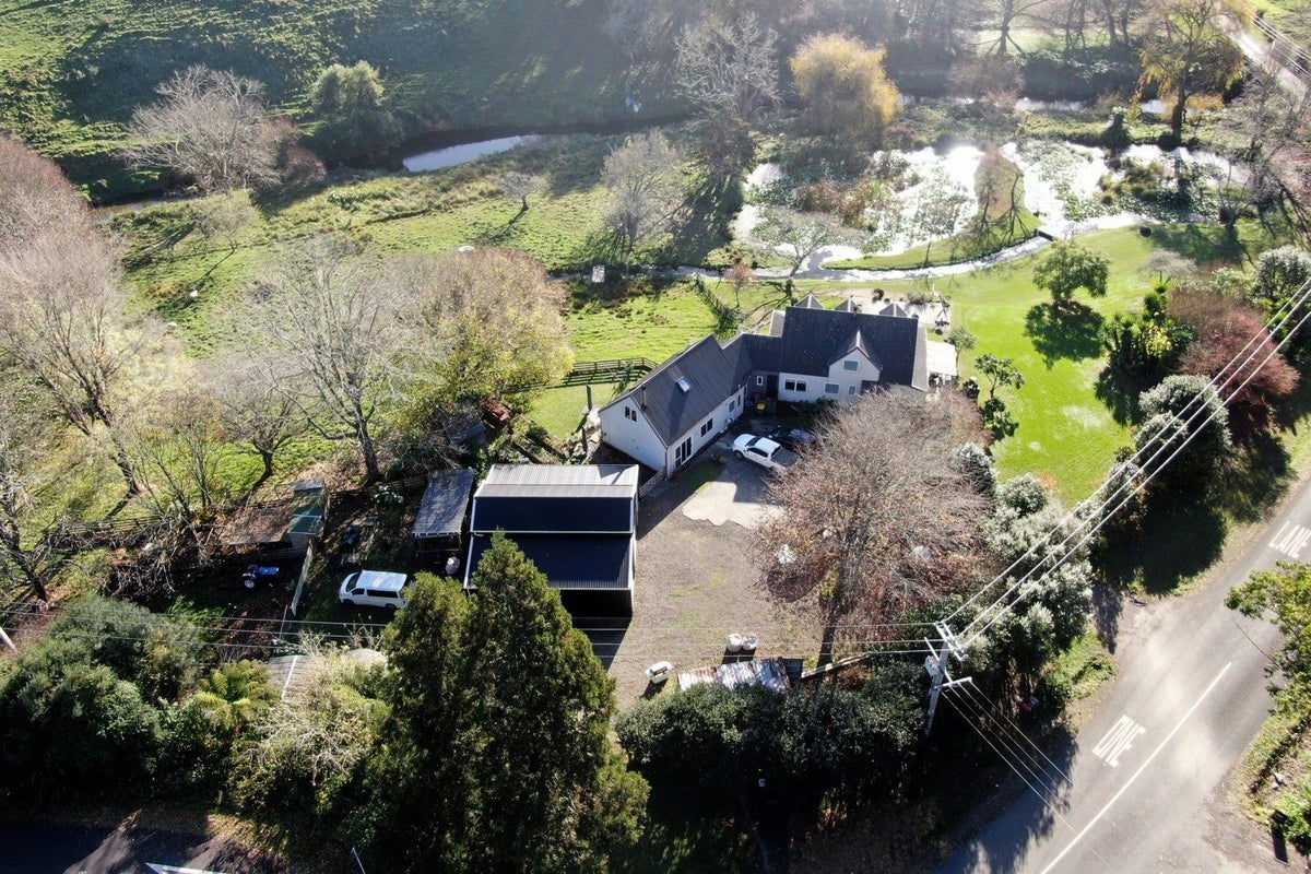 86 Old Highway, Whakamarama, Western Bay Of Plenty, Bay Of Plenty - Carousel 2