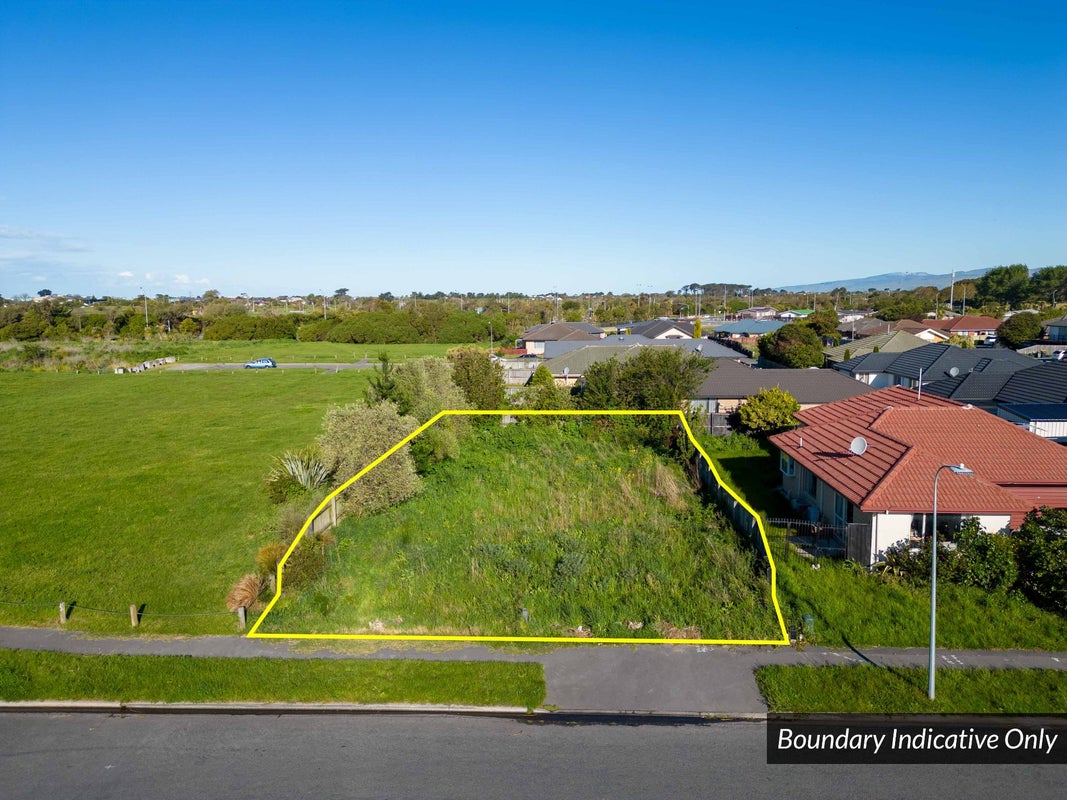 28 Farnborough Street, Aranui, Christchurch - Carousel 5