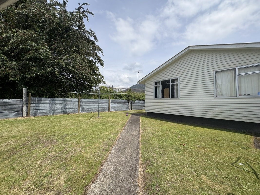 30 Tania Crescent, Western Heights, Rotorua - Carousel 2