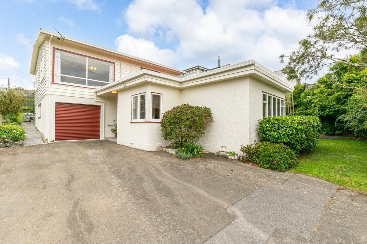 1A Trelissick Crescent, Ngaio, Wellington - Carousel 2