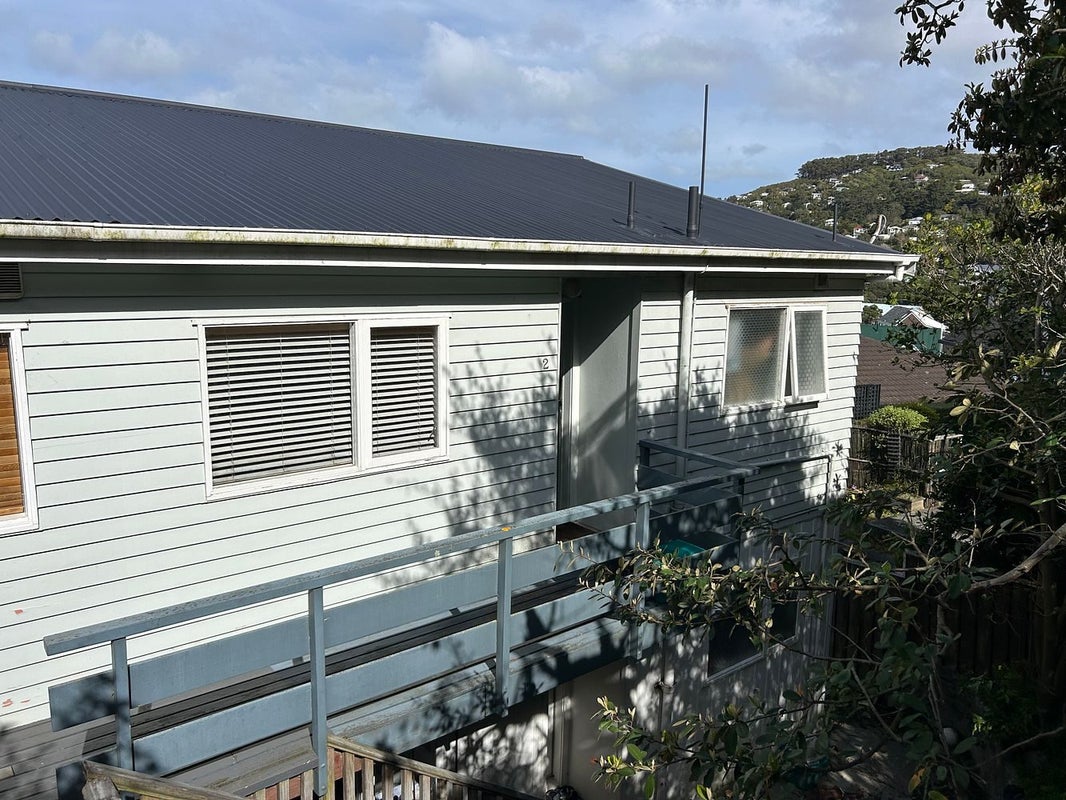 2/29 Winston Street, Crofton Downs, Wellington - Carousel 1