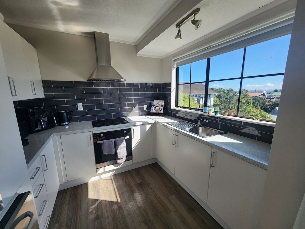 1B Woodridge Drive, Woodridge, Wellington - Carousel 2