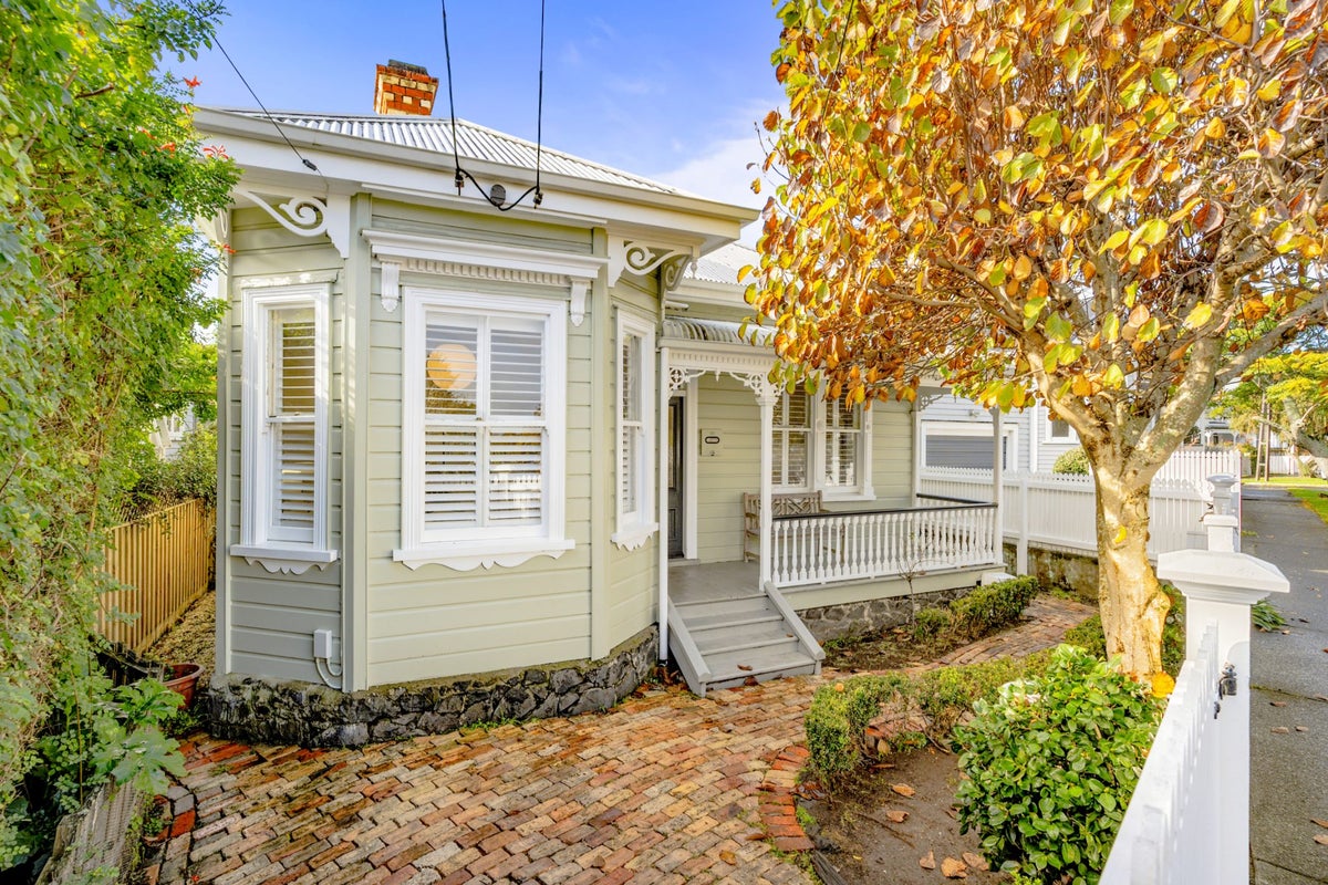 12 Wynyard Road, Mount Eden, Auckland - Carousel 2