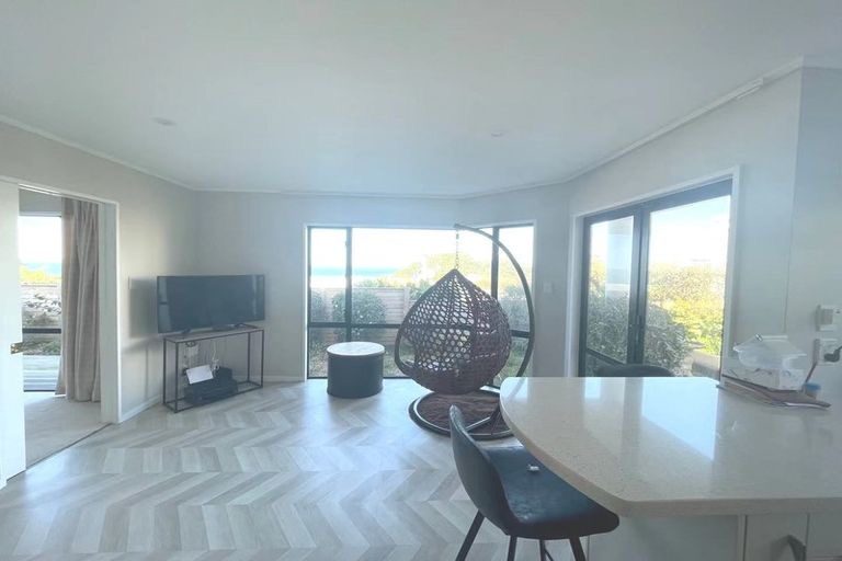 10B Beach Road, Castor Bay, Auckland - Carousel 10