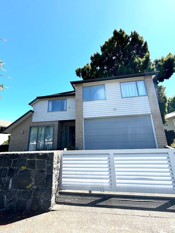 6B Tuperiri Road, Epsom, Auckland - Carousel 1