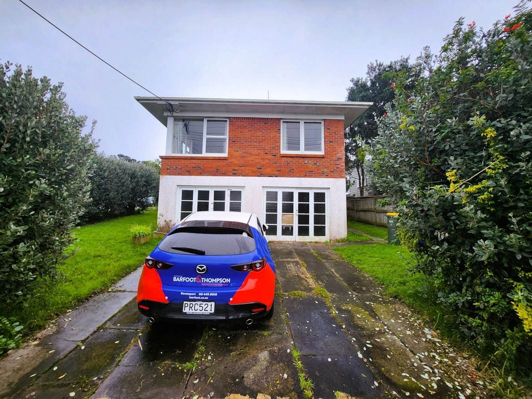 4/32 Old Lake Road, Narrow Neck, Auckland - Carousel 11