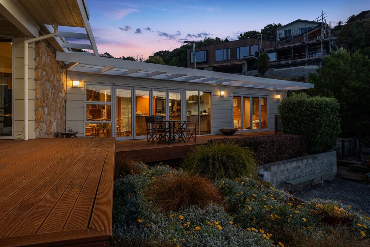 2C Marama Terrace, Diamond Harbour, Lyttelton - Carousel 2